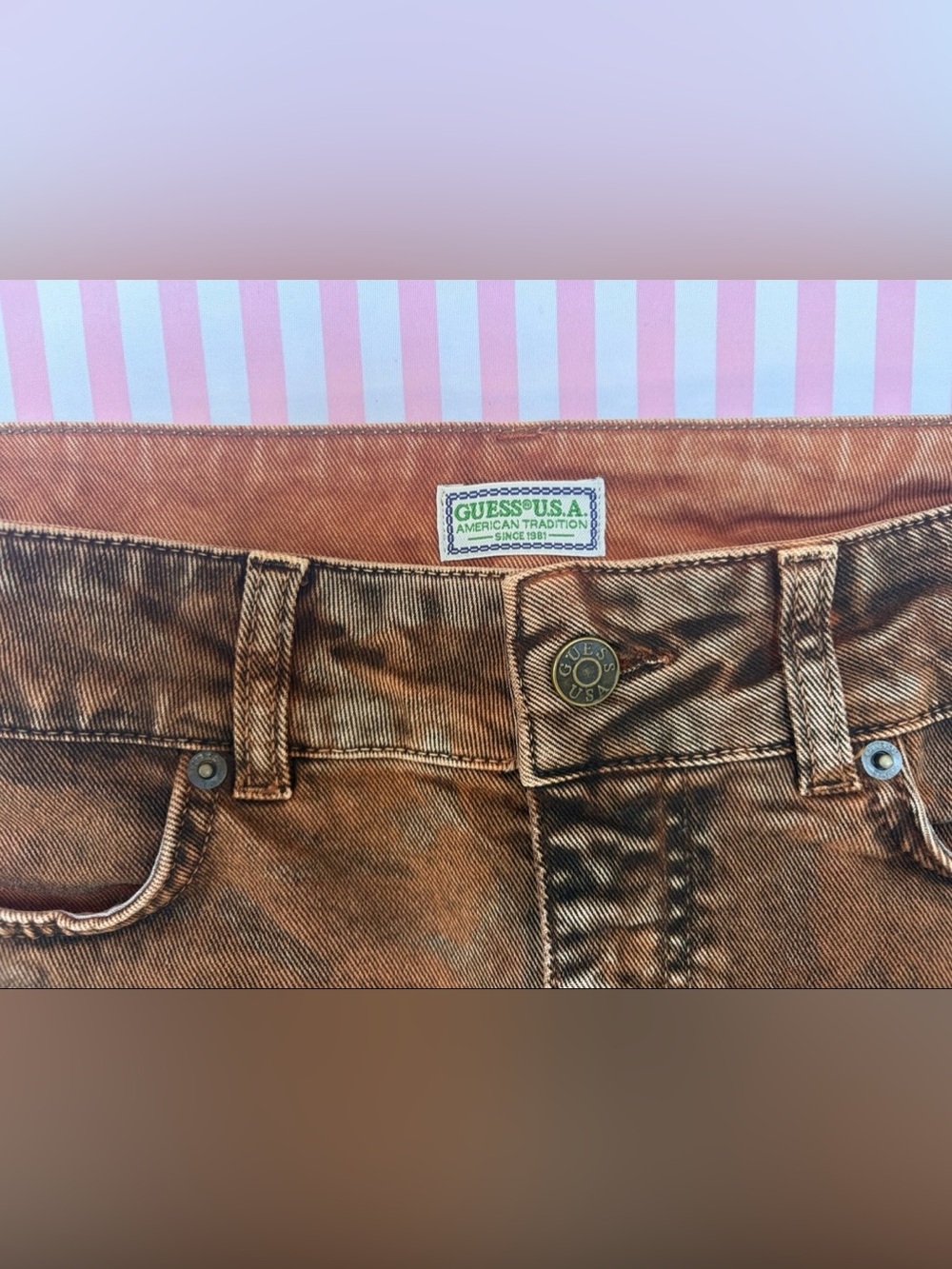 Mini skirt - Picture 3 of 3